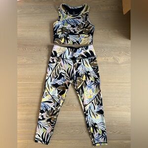 Sweaty Betty Power 7/8 Legging and Sports Bra Set - Size M - NWOT